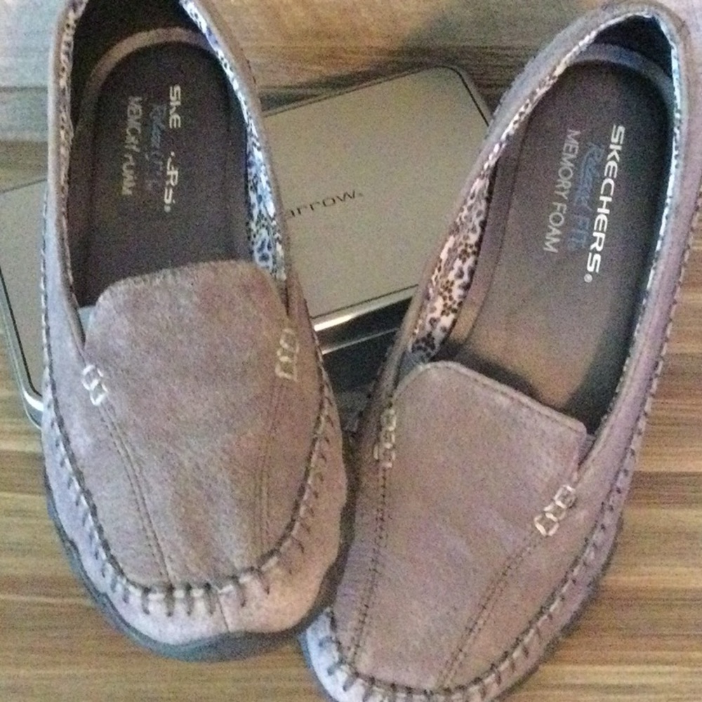 Skechers Relaxed Fit - Picture 6 of 6